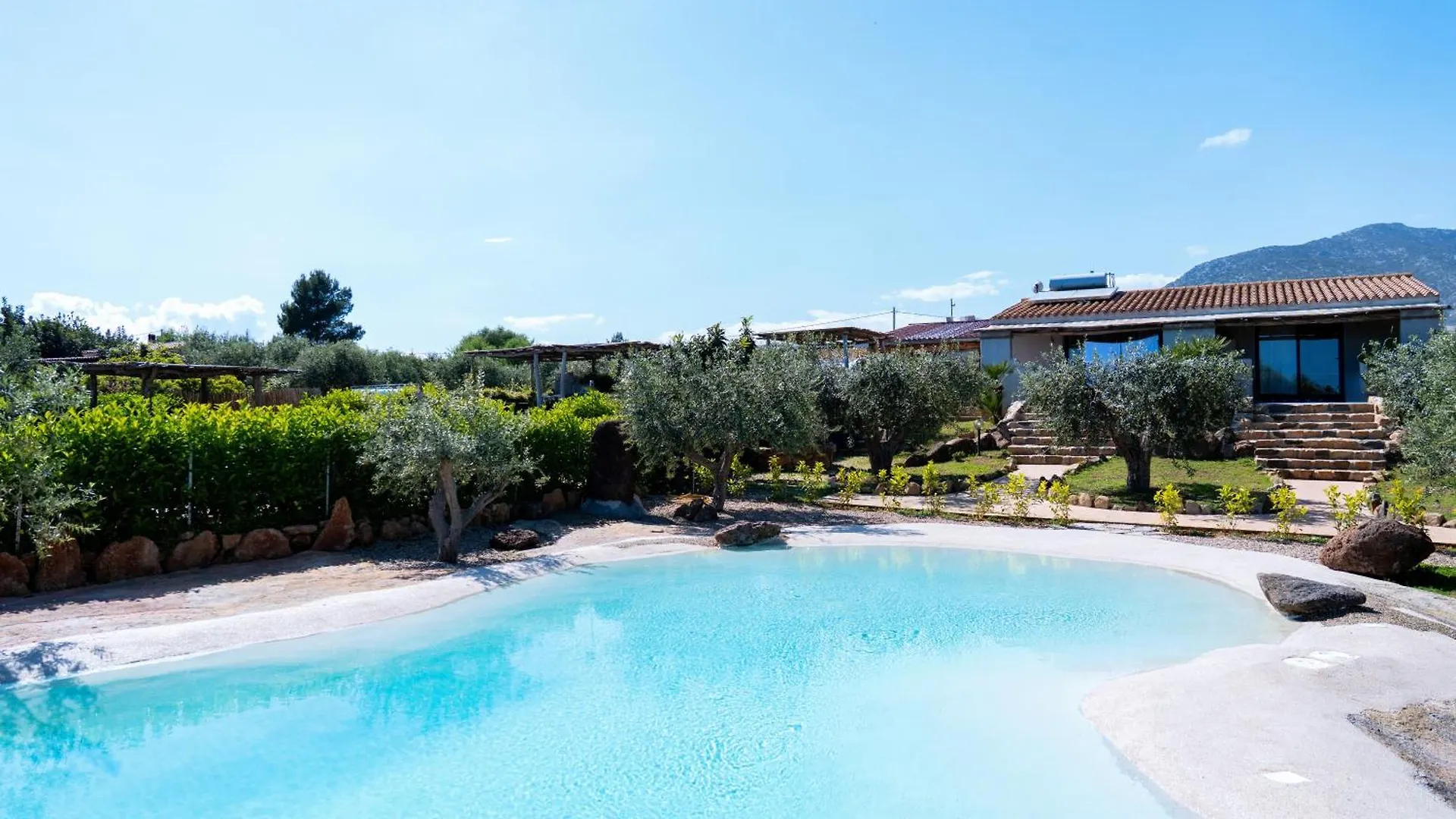 Orosei Re - Il Paradiso Degli Ulivi Con Piscina E Vista Mare location